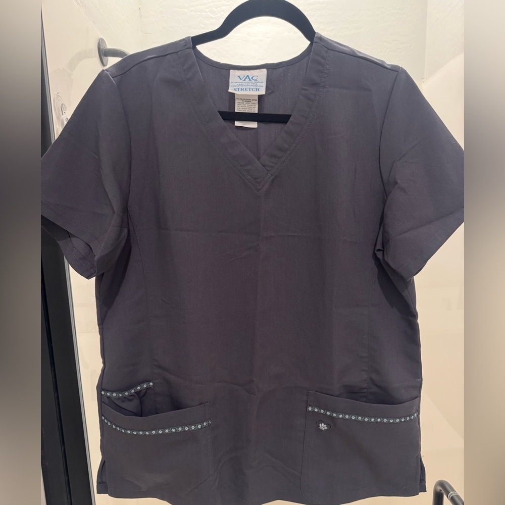 Women’s VAC Dark Gray Scrub Top with Paw Prints - Large - New without Tags